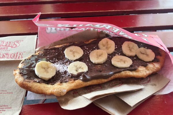 Beavertails: Camilan Manis Khas Kanada yang Menggugah Selera