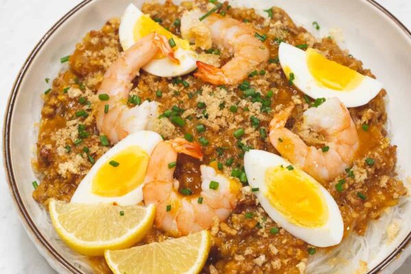 Pancit Palabok: Hidangan Khas Filipina yang Kaya Rasa